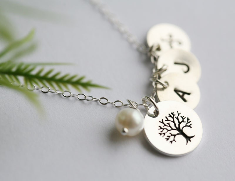 Family Tree Necklace,Custom monogram initial necklace,Mother jewelry,Birthday,Mother's day,Anniversary gift