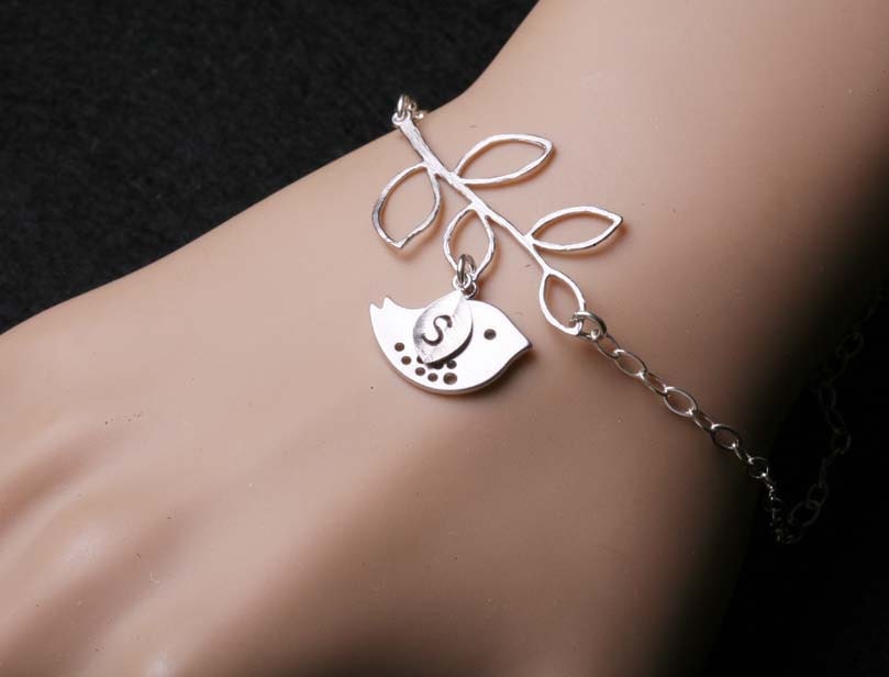 Bird and leaf bracelet, initial bracelet, personalized bracelet, ,monogrammed gift,wedding bridesmaids gift