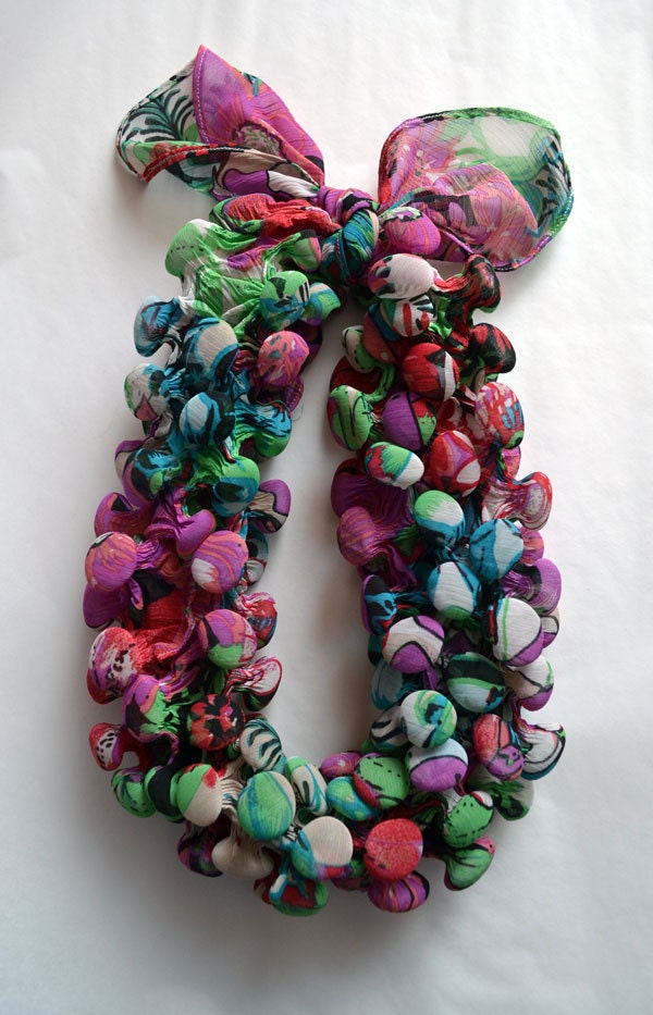 Floral scarf- Scarf with flower print -  Floral Print Infinity Scarf - Spring fashion - Spring scarf nO 4.