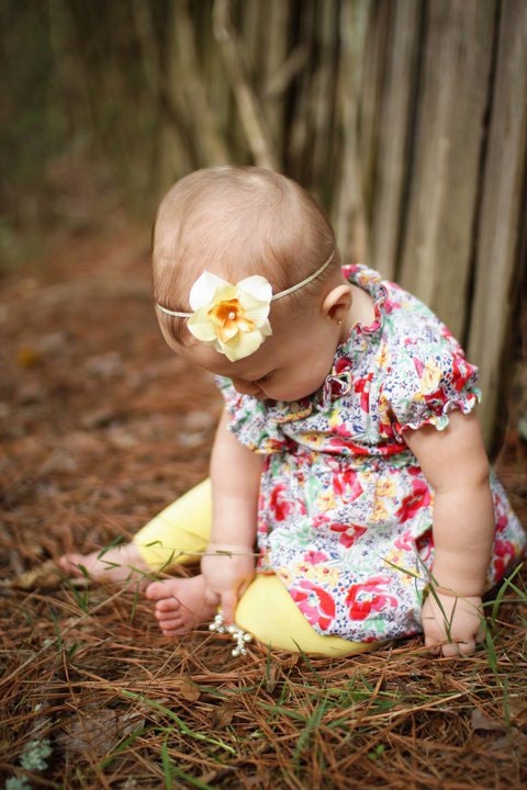 Light  Pale Yellow Hydrangea with Pearl Center on Daffodil Yellow Headband  Photography Prop Weddings Flower Girls