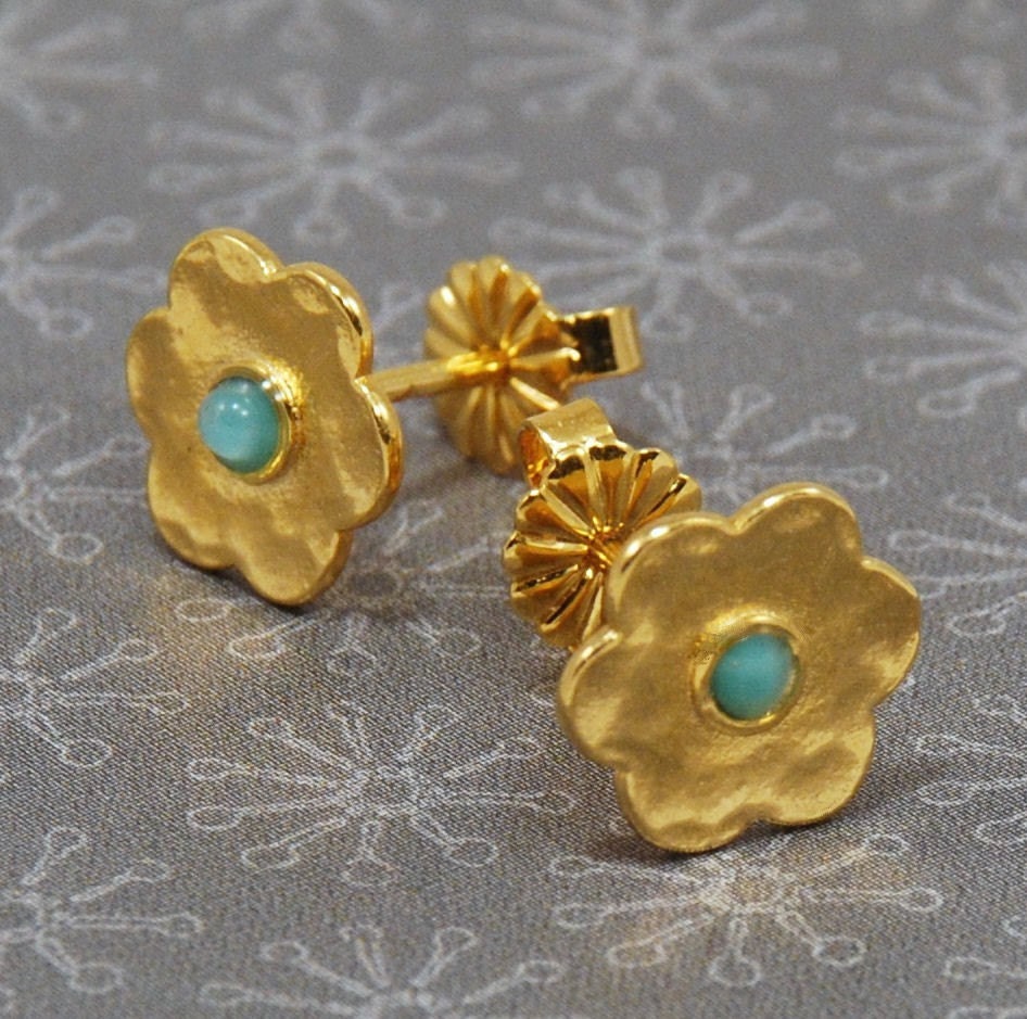 Gold flower earings, everyday post earrings, flower and Turquoise stud earrings, jewelry gift handmade by Tuliya,