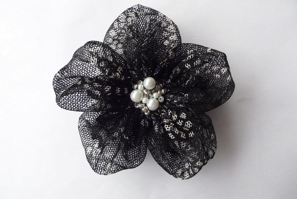 Black Tulle with White Textured Flowers Handmade Appliques Embellishments(3 pcs)