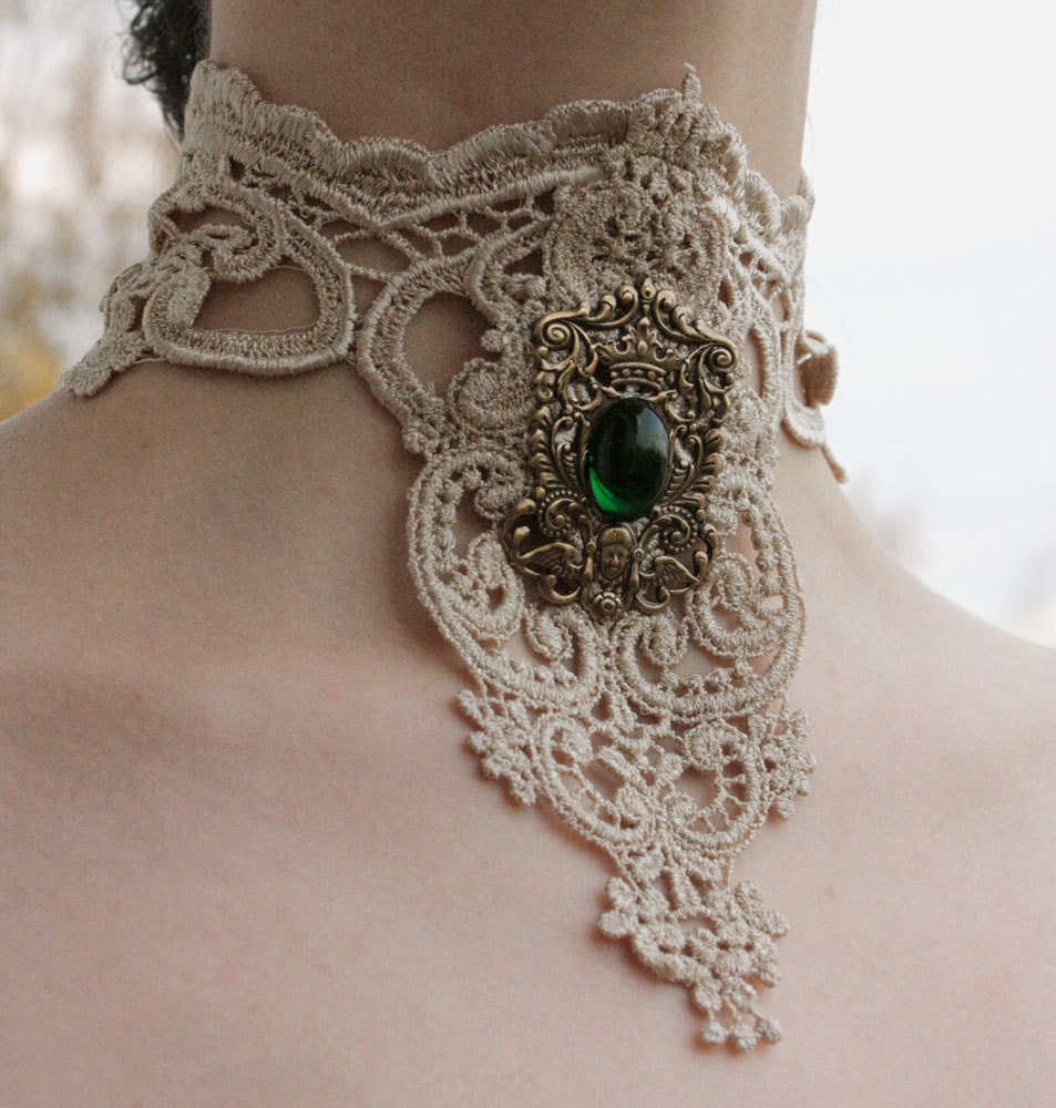 Steampunk choker Ivory venice victorian lacer collar with Emerald Royal Coat of Arms gothic necklace