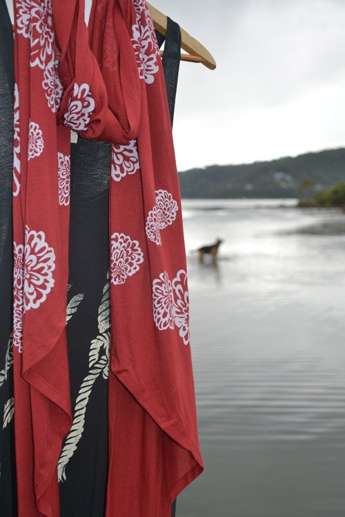 Dahlia Wrap Scarf - Chilli red