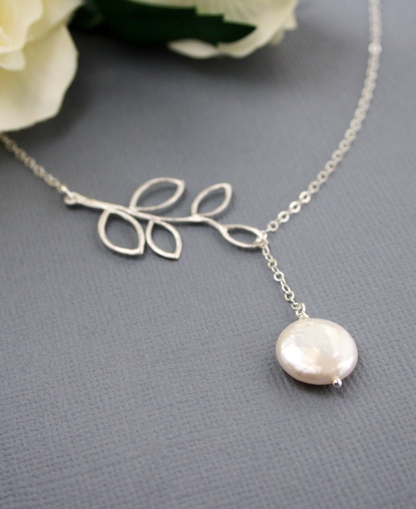 Silver Necklace. Branch and Pearl Necklace. Silver Branch Necklace, Nature Inspired Jewelry. Coin Pearl, Bridal jewelry,