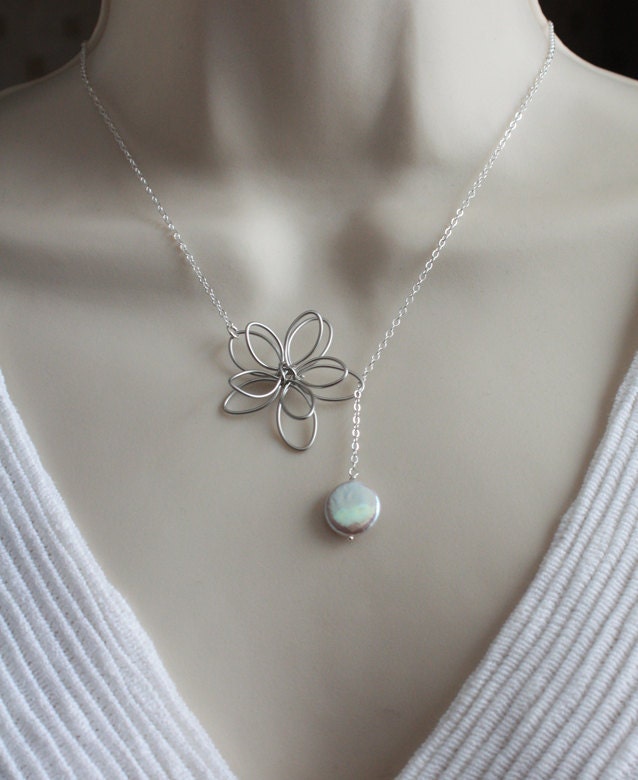 Flower and Pearl Silver Necklace, Bridal Accessories.STERLING SILVER necklace, Bridesmaids jewelry, Birthday, best friend gift