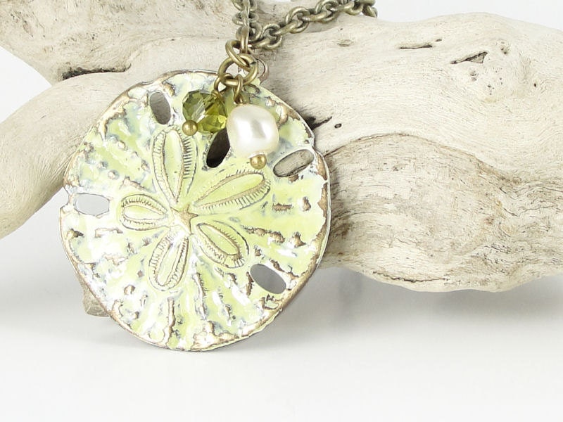 Ocean Jewelry Sand Dollar Necklace Vintage Style Brass Beaded Jewelry Light Moss Green Summer Choker Sea Pendant Chartreuse Olive Boho Chic