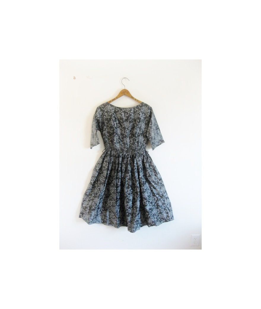 1940s-1950s PAISLEY classic silver lovely dress
