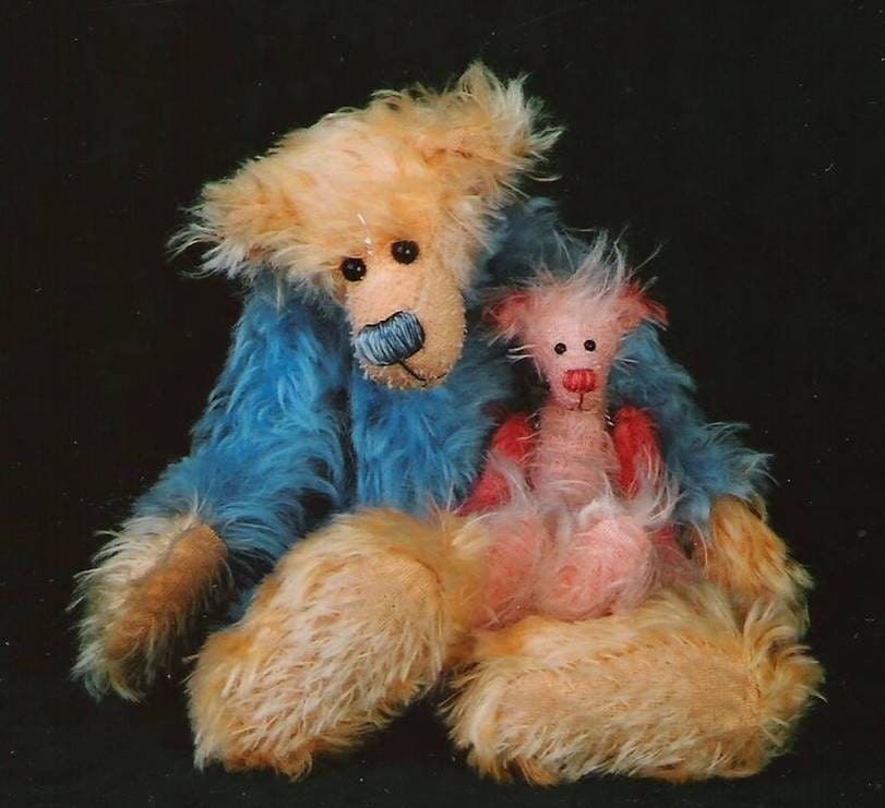 Artist Teddy Bear PDF Pattern Dizzy