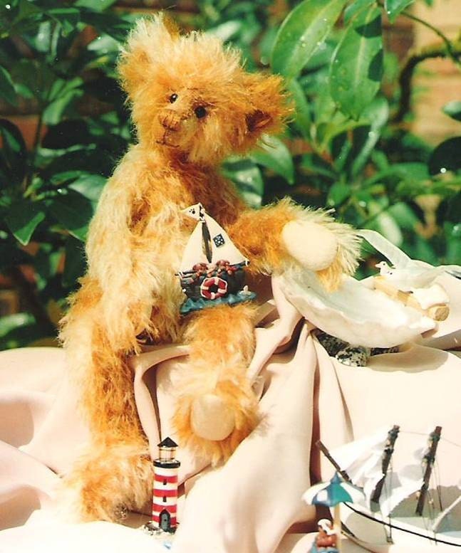 Artist Teddy Bear PDF sewing Pattern - Thanx by CAZ Bears
