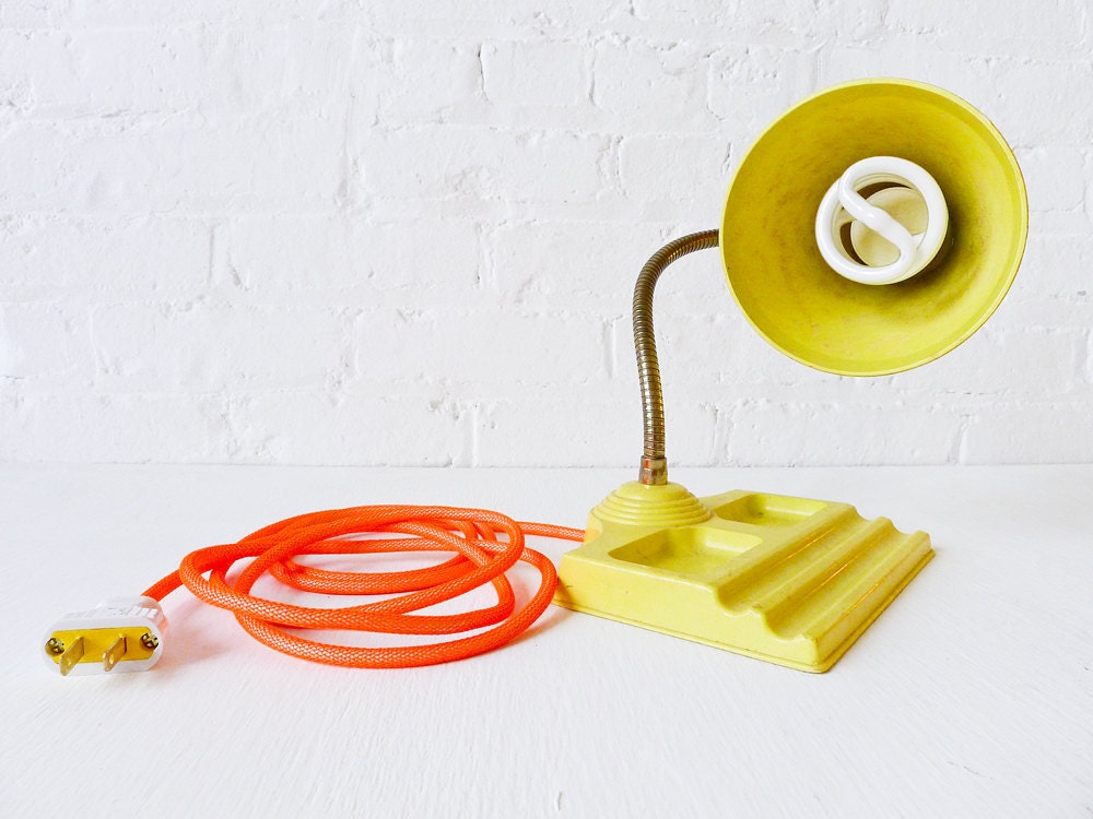 15% SALE - Retro Yellow Vintage Desk Table Lamp - Citrus Light - Neon Orange Net Color Cord