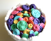 Edible Vintage Candy Buttons 200 Bright Pop Colors / All of our Buttons are vegan, but no soy