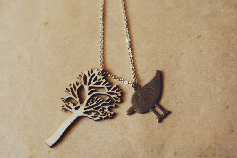 wooden tree necklace (16k gold plated chain)