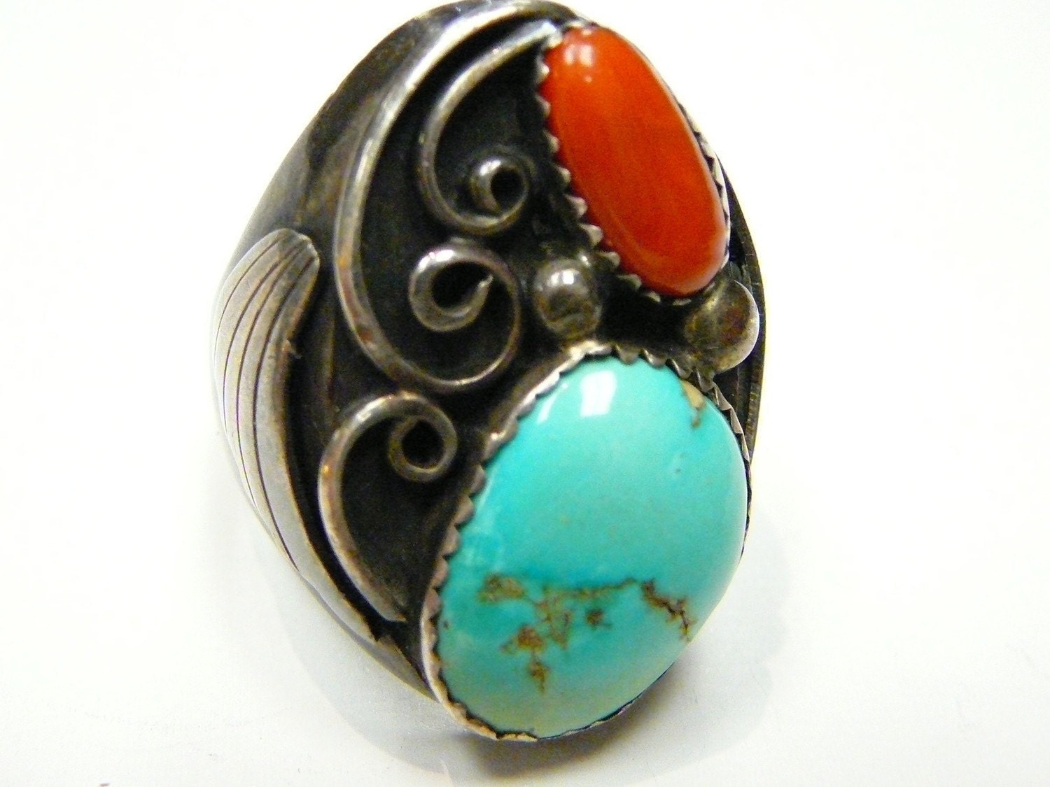 Vintage Native American Turquoise Coral Ring Signed Paul J