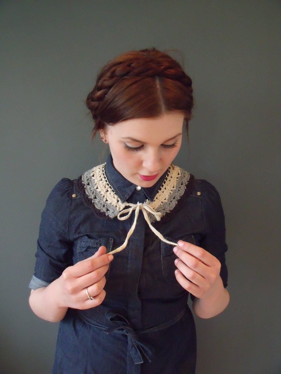 Peter Pan Collar in Gray - Whimsical Crochet Fiber Jewelry
