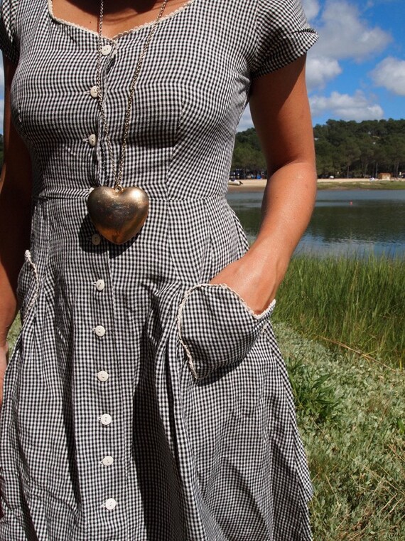 Reserved for Mlle Muller, CLEMENTINE, FRENCH VINTAGE 1950S GINGHAM CHECK DAY DRESS WITH HEART SHAPED POCKETS