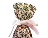 Romantic Wine Bottle Bag in Pink and Brown Damask