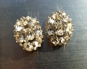 BELLINI Signed collectible clip earrings clear rhinestones Designer Vintage Jewelry artedellamoda
