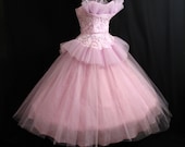 Vintage 1950's 50s Bombshell Strapless Lilac Lavender Tulle Lace Circle Skirt Party Prom Wedding Dress Gown