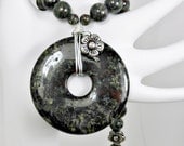 Dragon's Blood Jasper & Silver Plated Flower Necklace