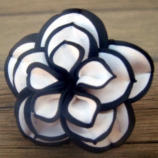 Black and White Statement Flower Cocktail Ring by Petal Cove