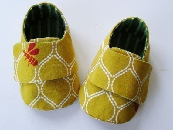 no 051 Cameron Baby Sneakers PDF Pattern