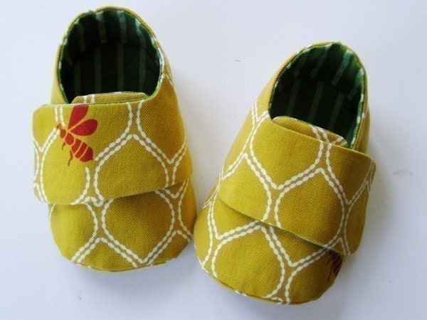 no 051 Cameron Baby Sneakers PDF Pattern