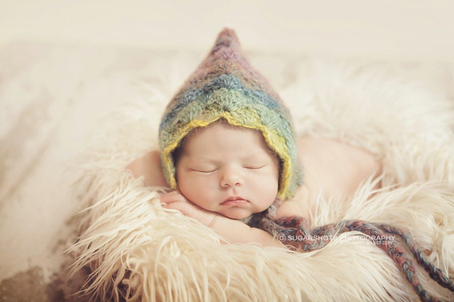 Vintage Scalloped Lace Pixie Bonnet