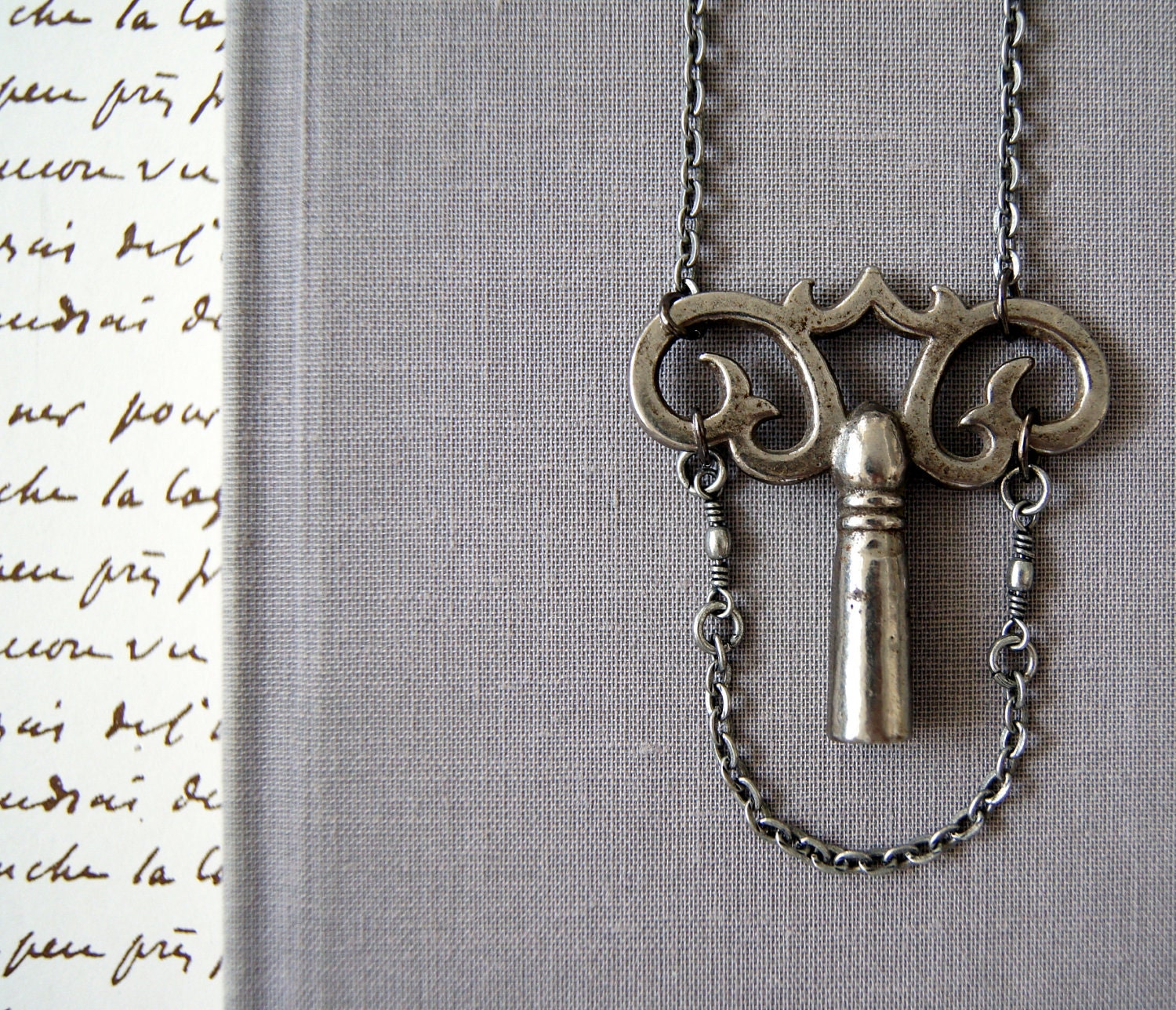 Skeleton Key Necklace: Faerie Queen, OOAK, keepsake pouch and gift box included