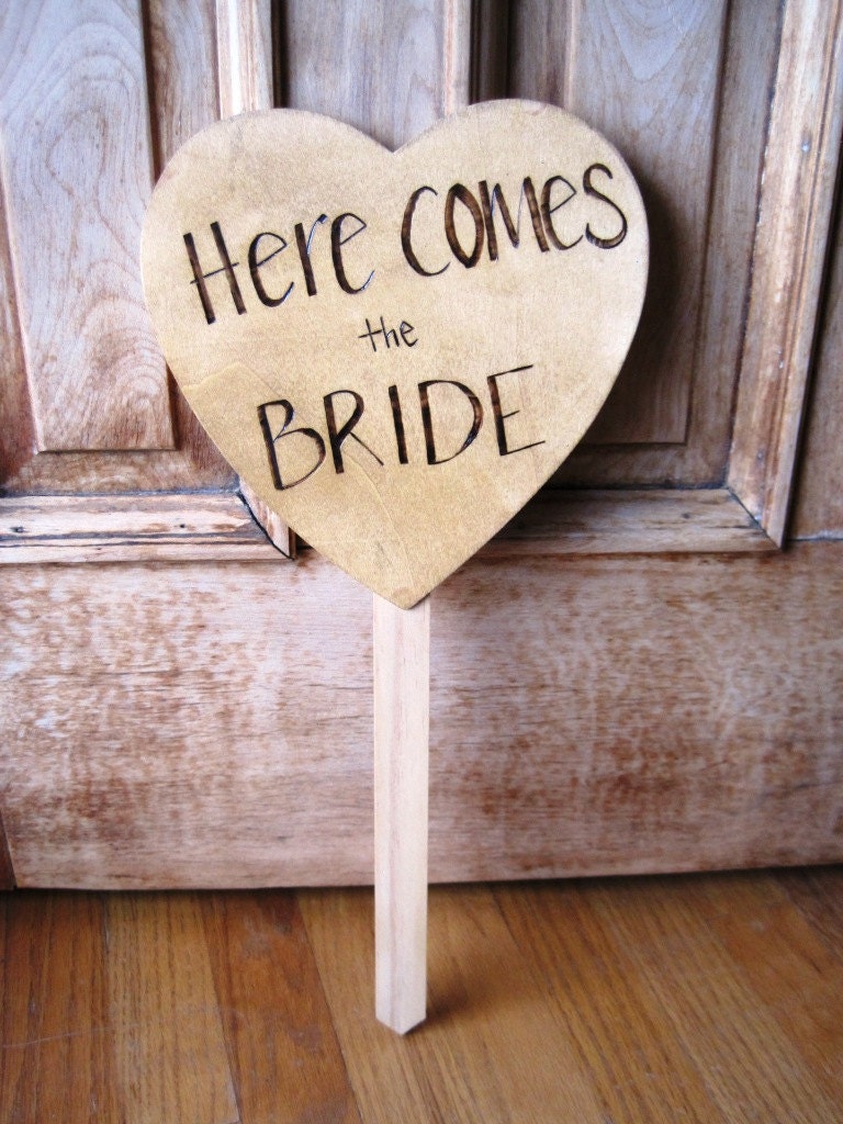 Here Comes The Bride Sign On Small Fence Post