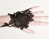 Black Rose Tiny fingerless glove Venise lace Tribal Fusion hand jewelry one glove