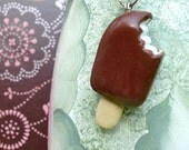 Vanilla Dipped Fudge Pop Necklace