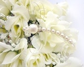 Dragonfly Pearl Bouquet Decoration - White Wedding Swarovski Pearl Dragonfly Hair Pin, Brooch or Bouquet decoration