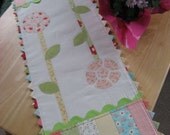 Petite Point Flowers Table Runner Pattern