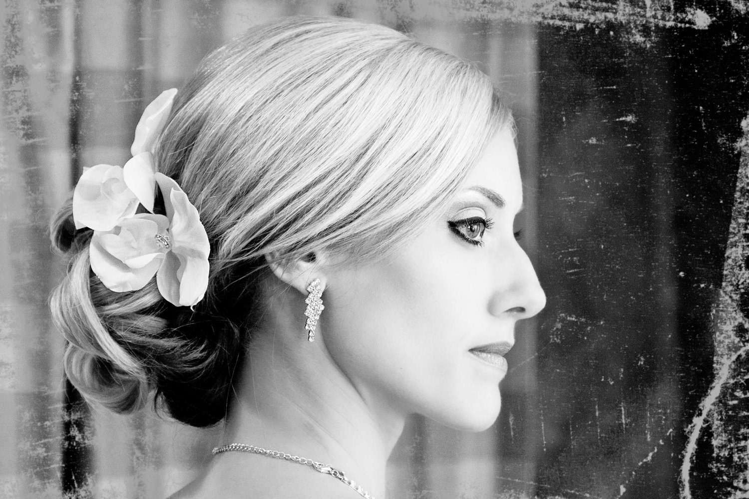 Wedding hair accessory, Bridal set of 2 White ORCHID Flowers Hair Pin / Clip / Comb / Shoe Clips / Brooch
