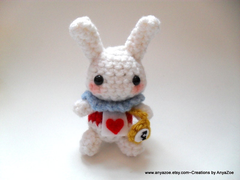 White Rabbit Amigurumi