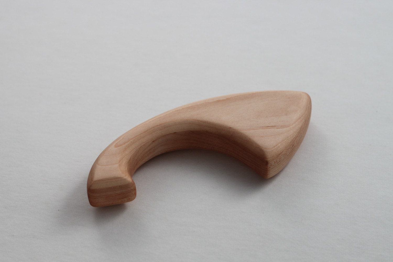 Wooden Ginkgo Leaf Rattle- Maple