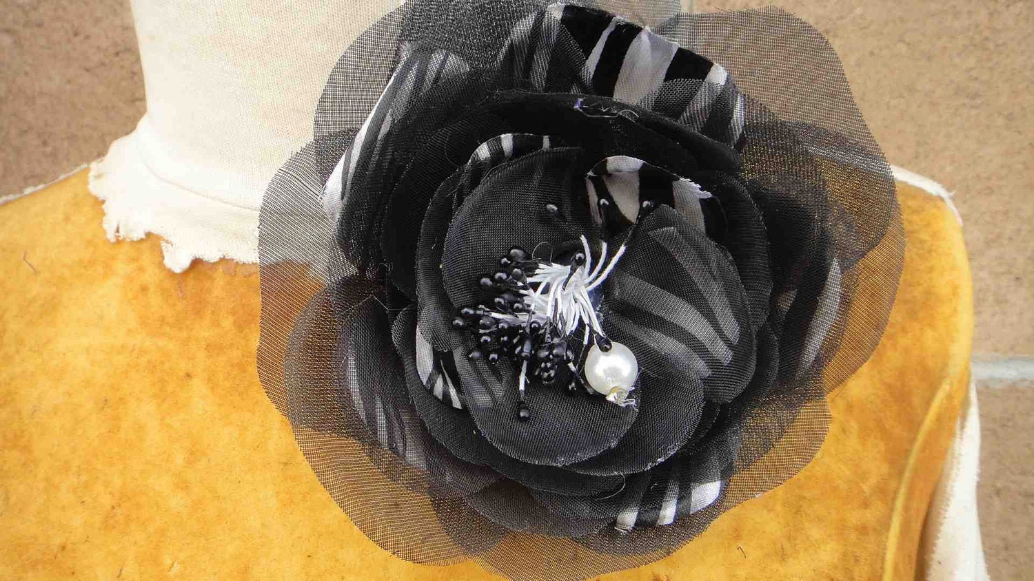 Cute  silk and organza flower  with   clip and pin back 1 piece listing