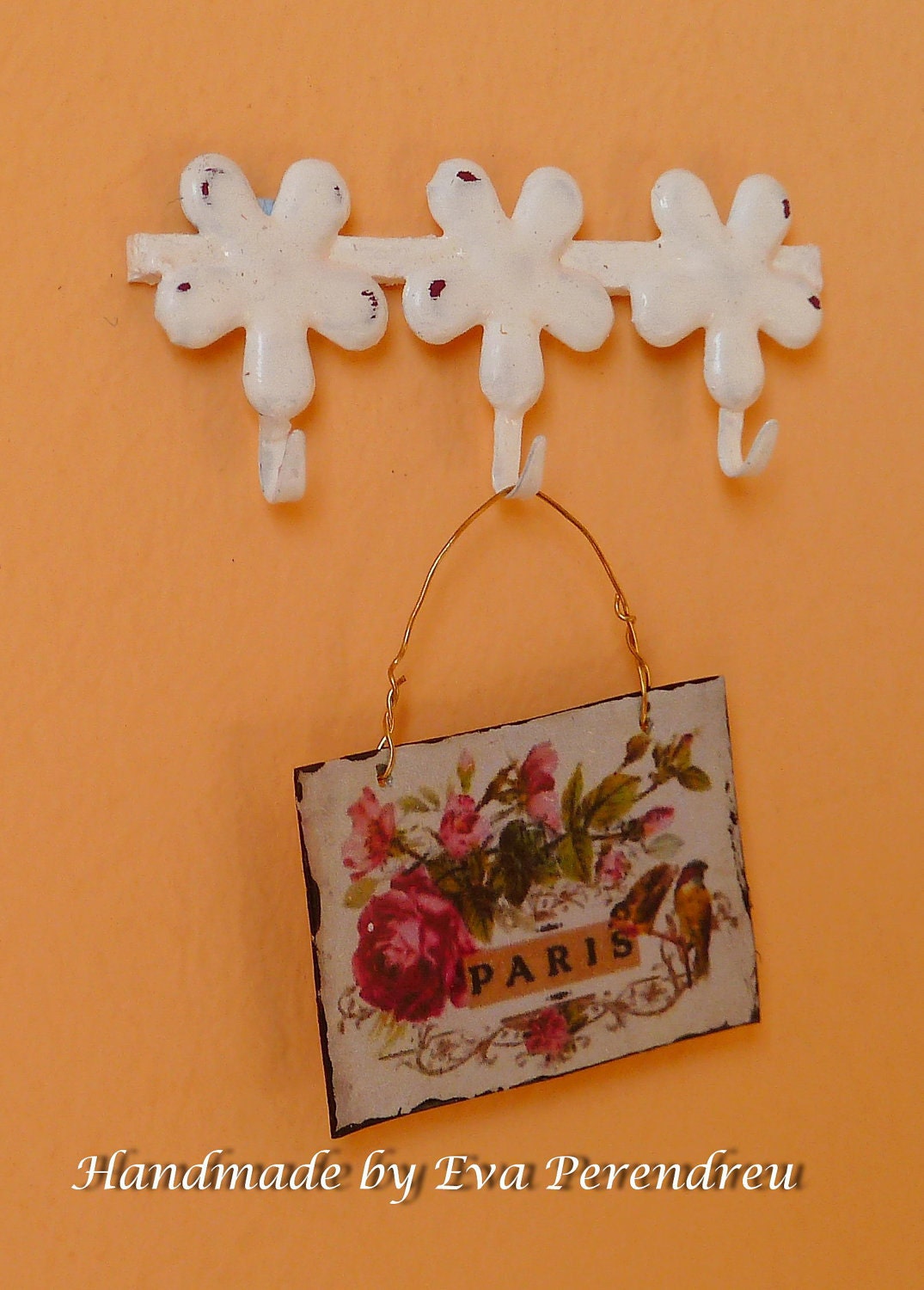 Three flowers rail wall hanger for shabby chic dollhouse