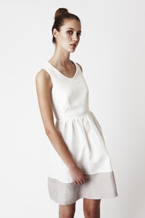 White Evelyn Dress - Simple, crisp and classic in silk/linen, vee-neck, two-tone, above knee