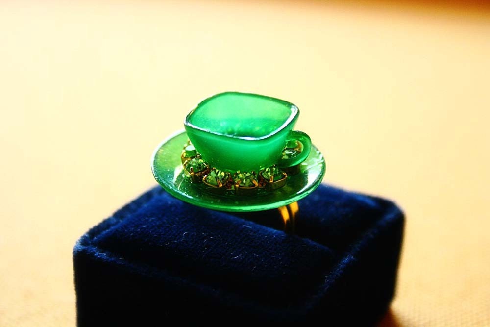 Wicked teacup ring