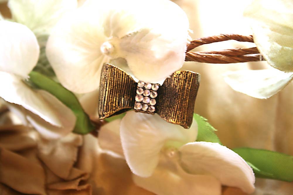 Bow Ring