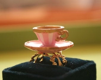 Alice in wonderland teacup ring