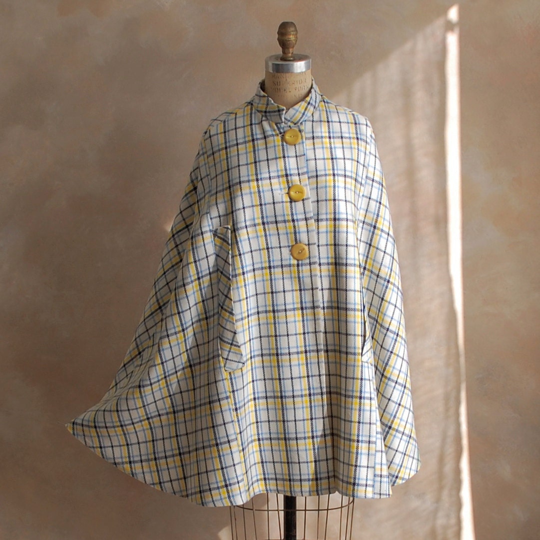 Vintage 60s Cape - Wool - Plaid