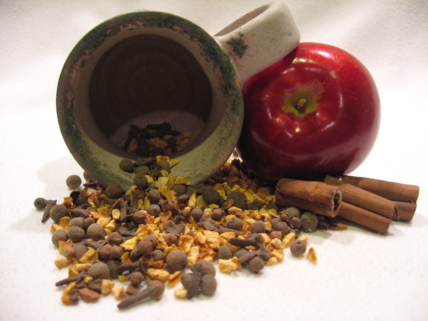 Mulling Spices ( organic, Samhain, Yule, Christmas, Autumn, Winter, spice, apple cider) - indigomoonherbals