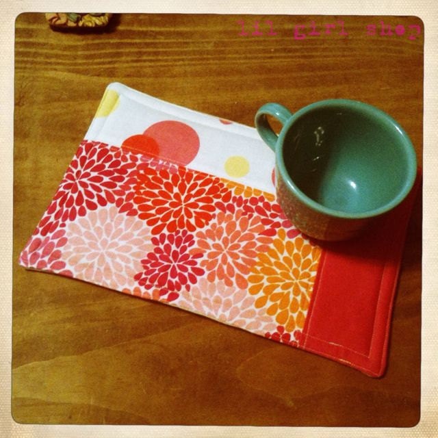 mug rug PINK snack mat patchwork