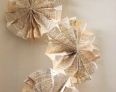 Sanddollar Days Fan Flower Garland -- Straight Edge
