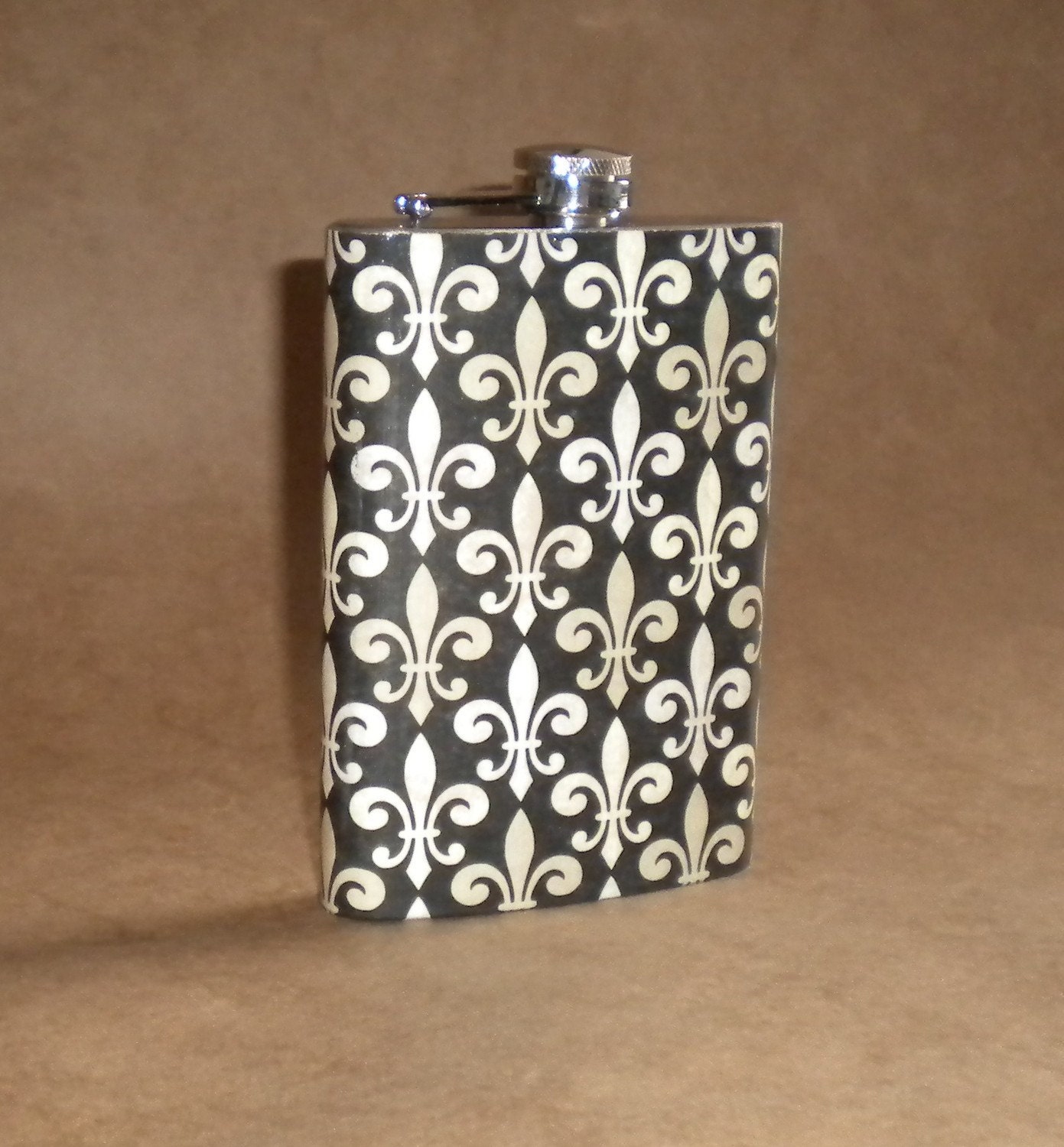 Father's Day Gift Flask Black and Beige Fleur-de-Lis Print Stainless Steel 8 Ounce Flask