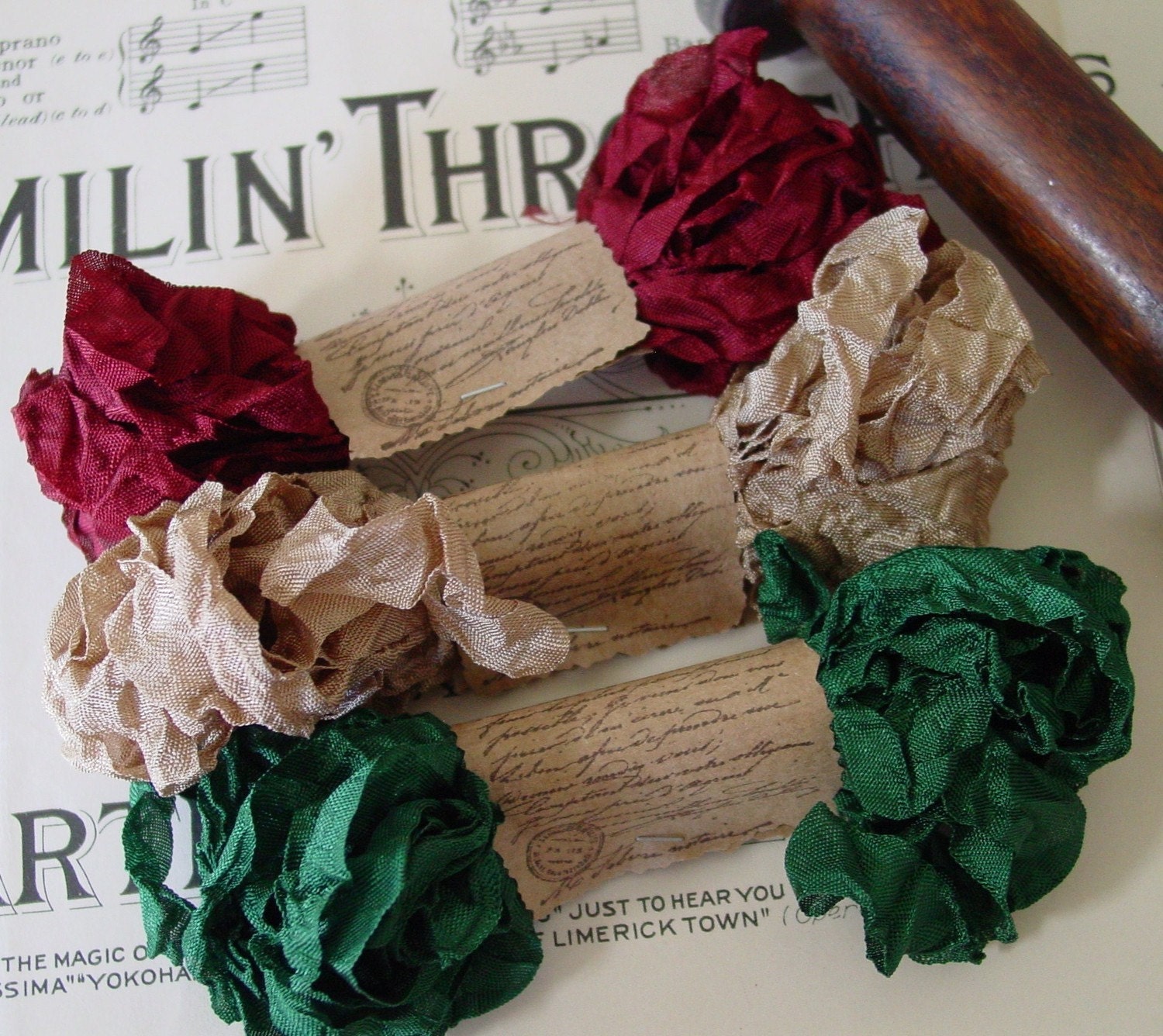 Shabby Wrinkled Old Saint Nick ribbon bundle, 15 yards