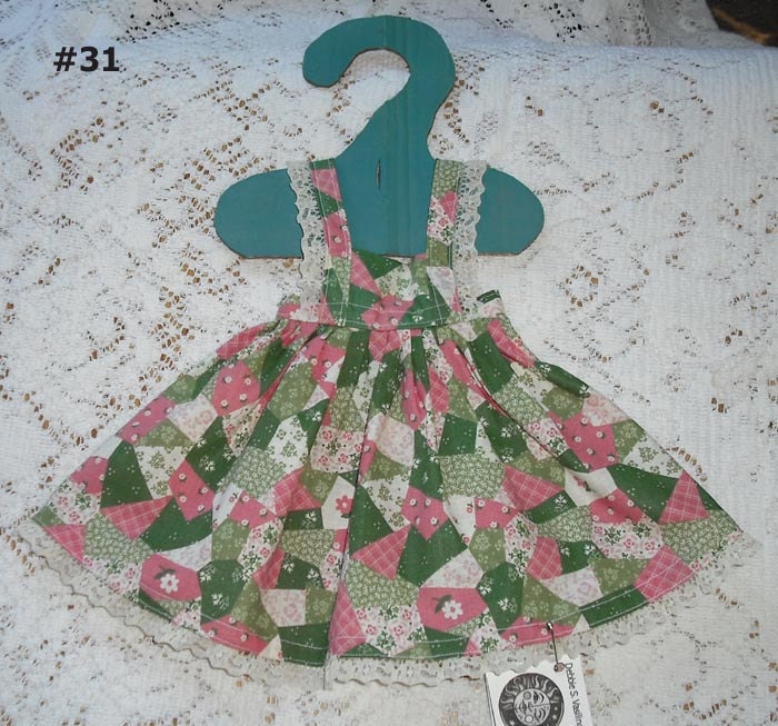 American Girl 18 inch Doll Madame Alexander What A Doll Pinafore -  31,21,35,15 - Cotton Blend Fabric with Trim Kids Playtime